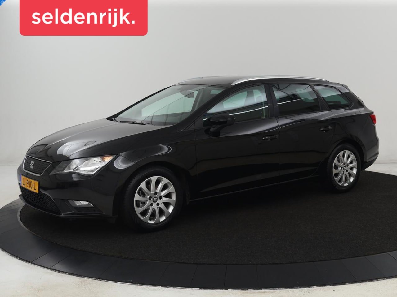 SEAT Leon - 1.0 TSI Style Connect | 2e eigenaar | Trekhaak | Carplay | Navigatie | Climate control | B - AutoWereld.nl