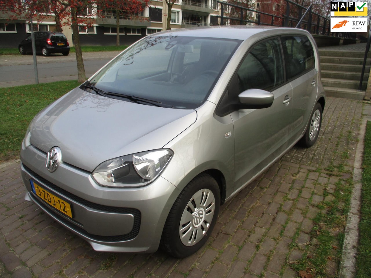 Volkswagen Up! - 1.0 move up! BlueMotion 1.0 move up! BlueMotion - AutoWereld.nl