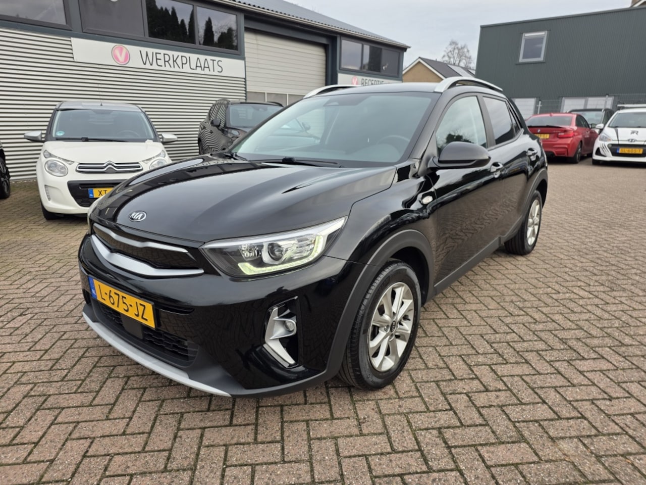Kia Stonic - 1.0 T-GDi MHEV Dyn L, navi, airco, apple carplay/andriod. - AutoWereld.nl