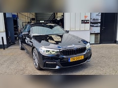 BMW 5-serie - 530i High Executive/ M-Pakket/ Schuifdak/ Black Edition