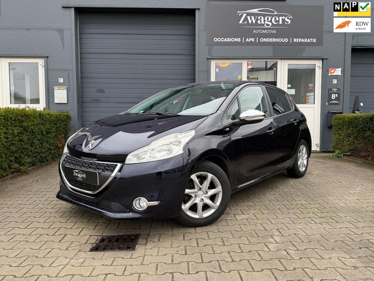 Peugeot 208 - 1.2 e-VTi Style|Automaat|Navi|Garantie|Airco - AutoWereld.nl
