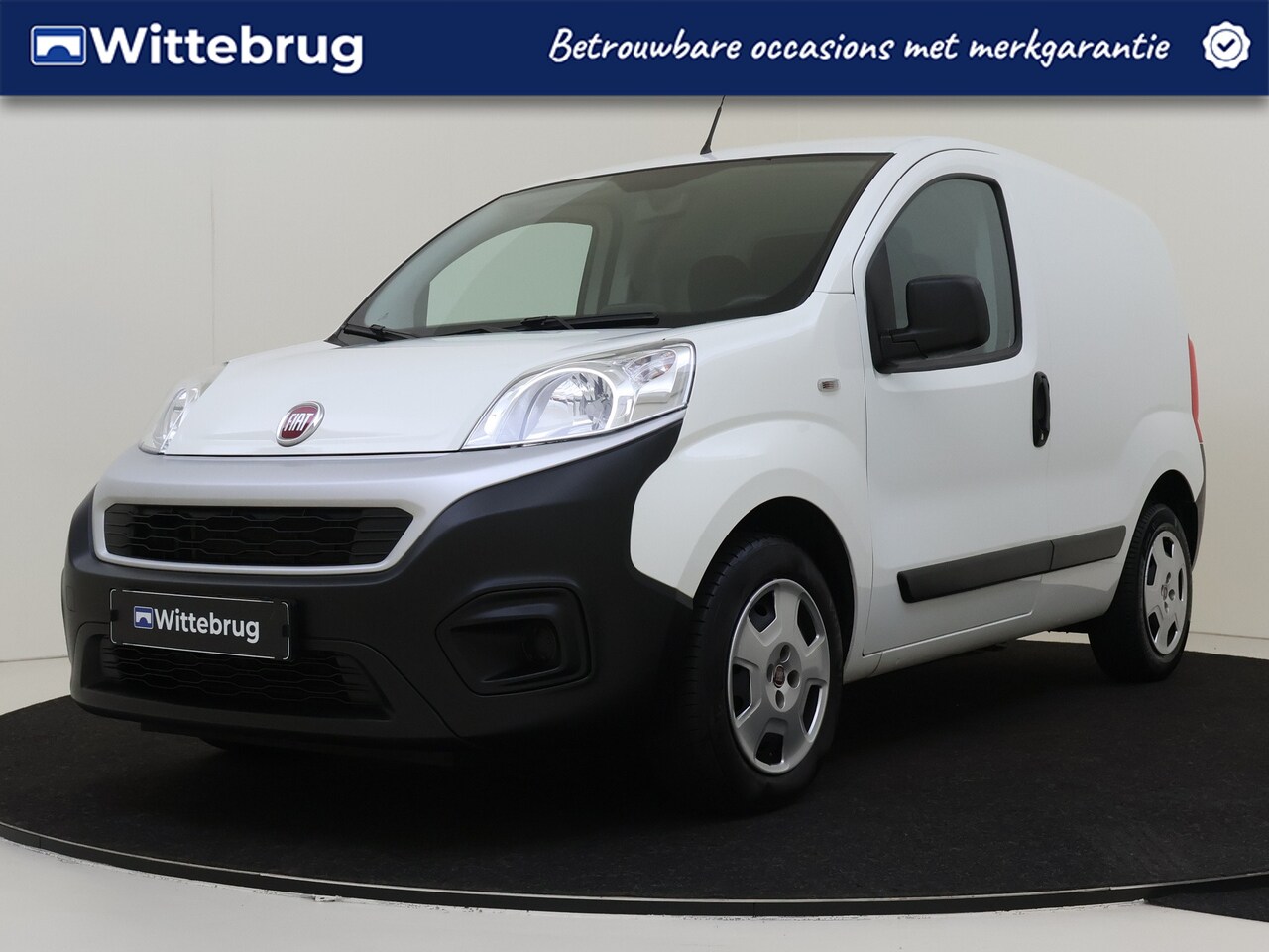 Fiat Fiorino - 1.3 MJ 80PK SX | Navigatie | Cruise Control | Parkeerhulp | - AutoWereld.nl