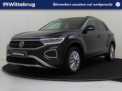 Volkswagen T-Roc - 1.0 TSI Life | LED-voor en achterlichten | Achteruitrijcamera | Adaptive cruise control |