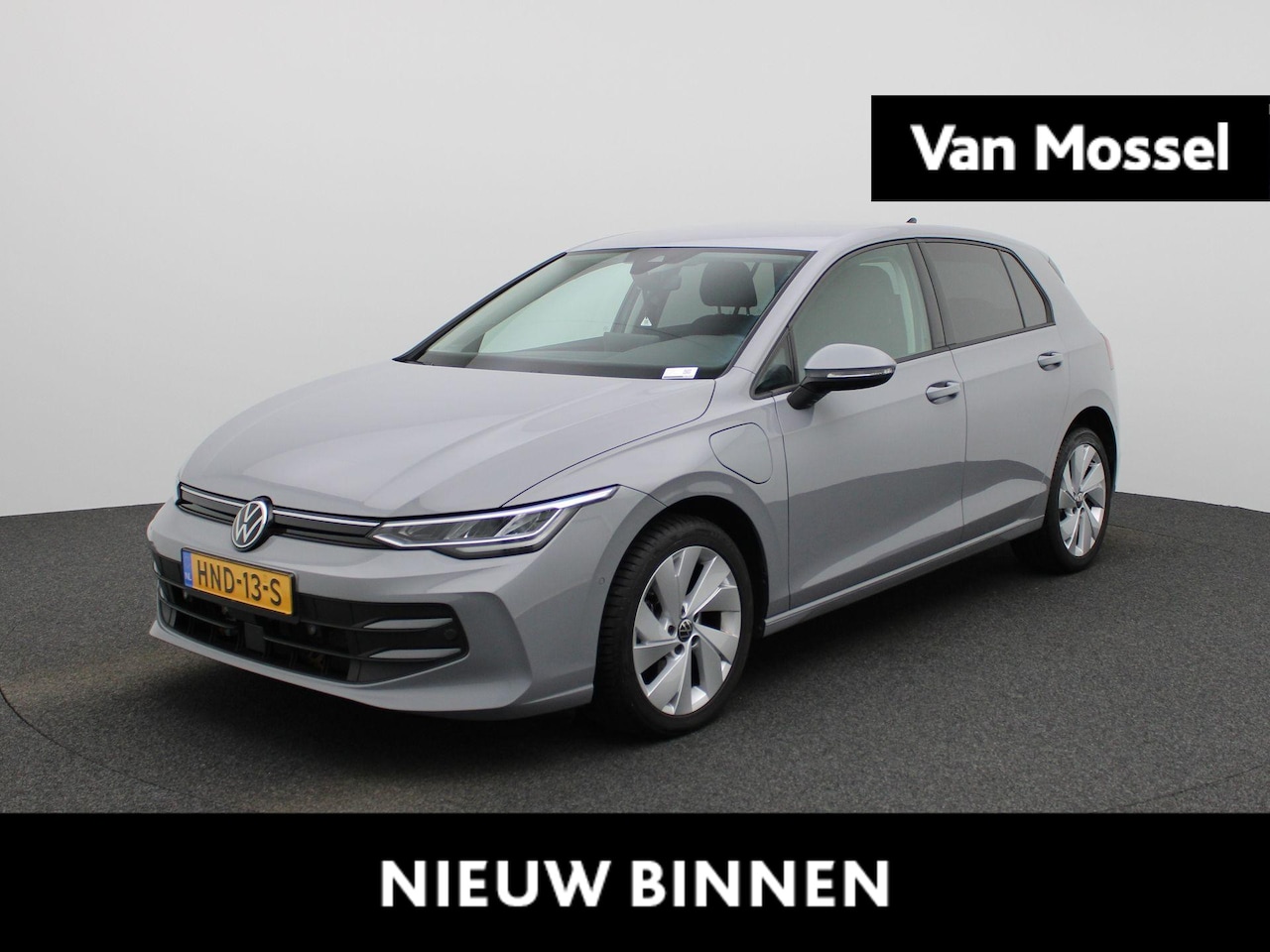 Volkswagen Golf - 1.5 eHybrid Life Edition 1.5 eHybrid Life Edition - AutoWereld.nl