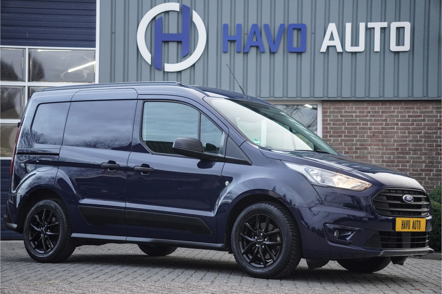 Ford Transit Connect - 1.0 Benzine, AIRCO, 3-ZITS, INCL. BTW - AutoWereld.nl