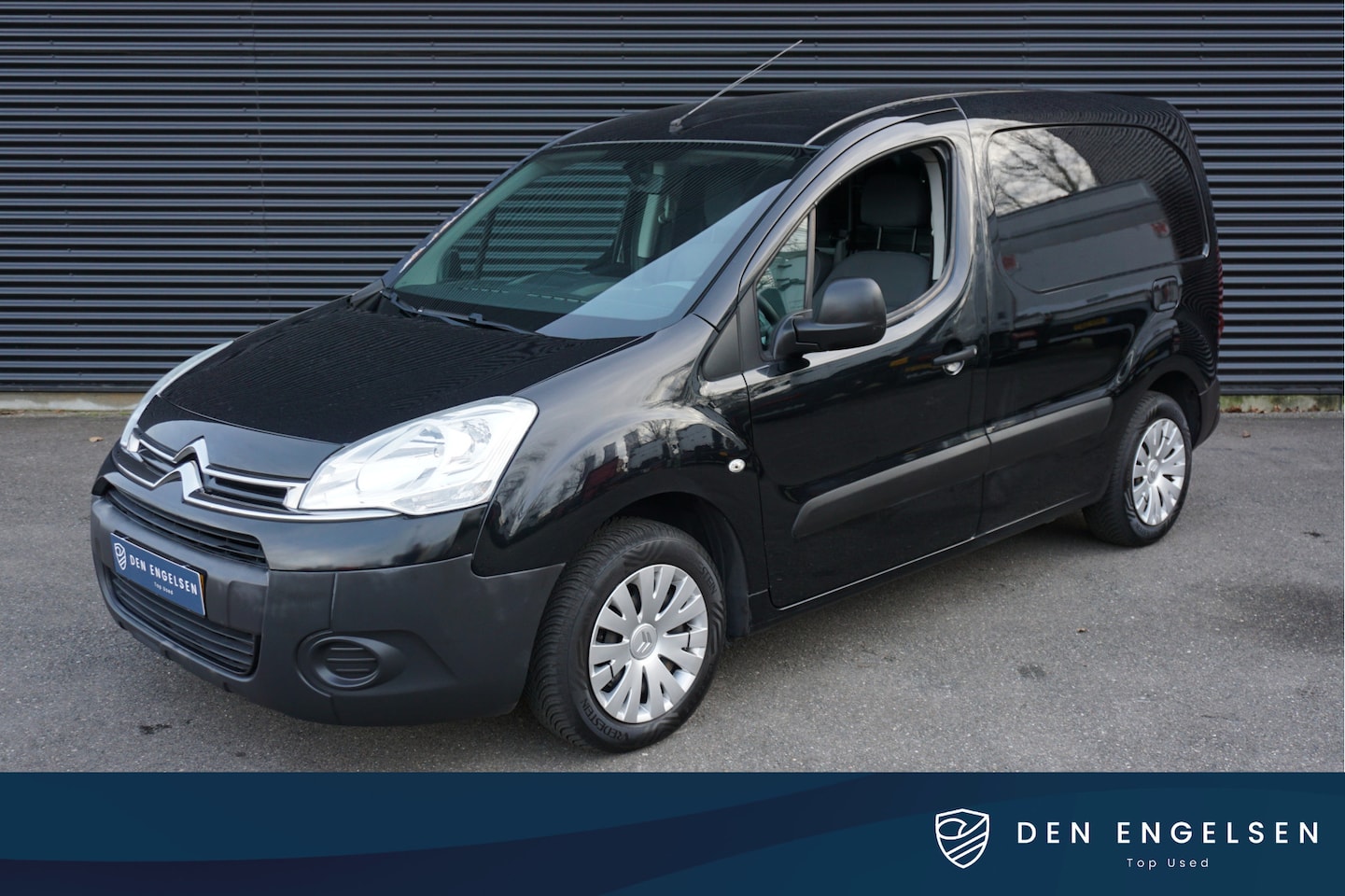 Citroën Berlingo - 1.6 HDI 75pk 500 Club Economy Airco Parkeersensoren Radio Bluetooth 3-Zits - AutoWereld.nl