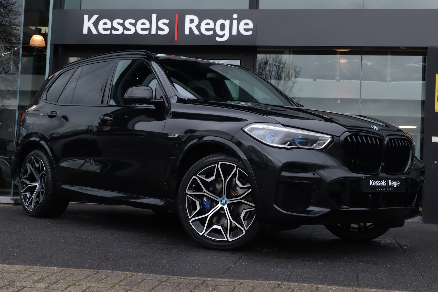 BMW X5 - xDrive45e M-sport Pano H&K Lucht HuD Laser 360 El.Haak Keyless ActiveSteering Memory - AutoWereld.nl