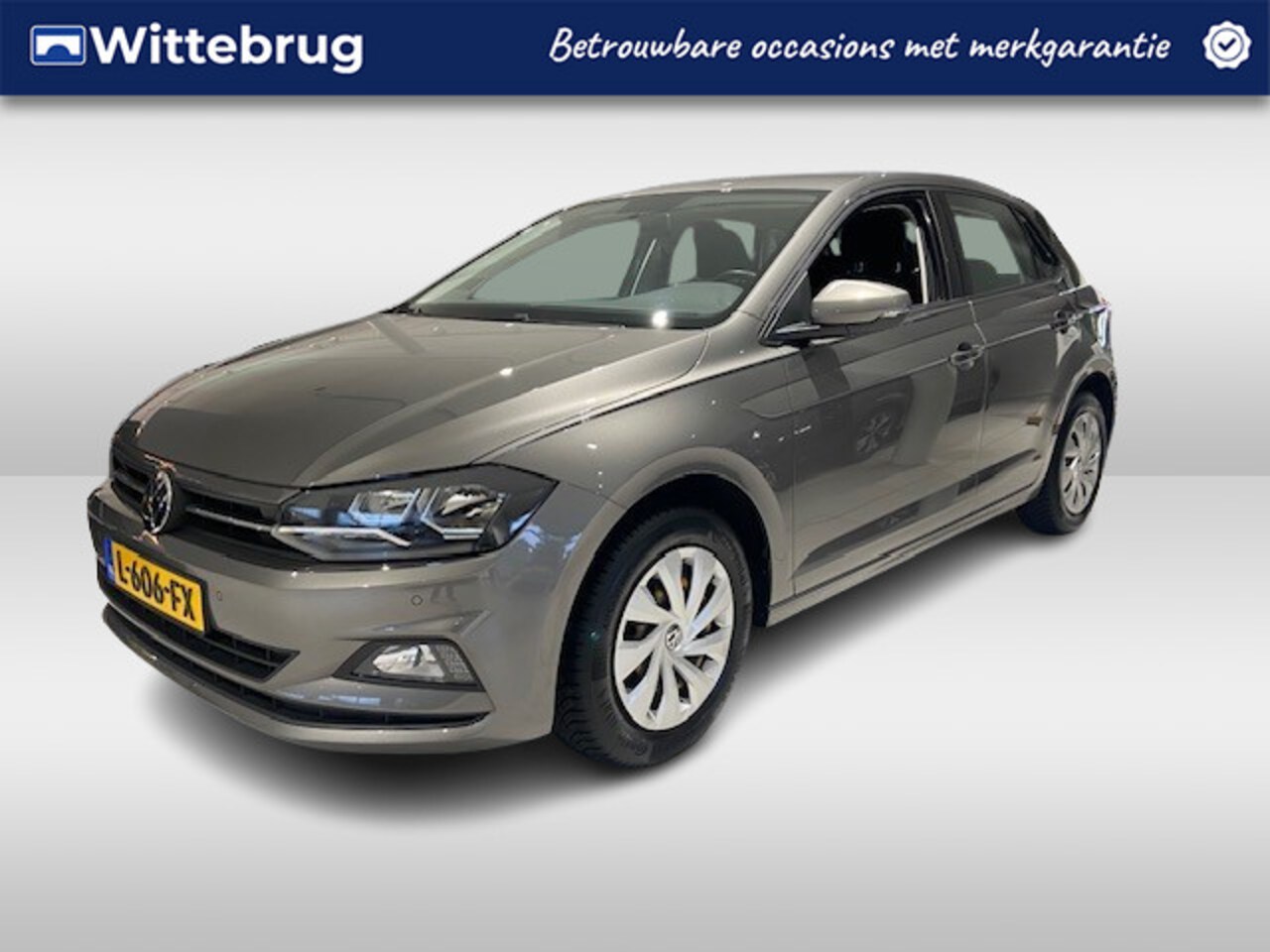 Volkswagen Polo - 1.0 TSI Comfortline / NAVI / APP.Connect / PDC - AutoWereld.nl