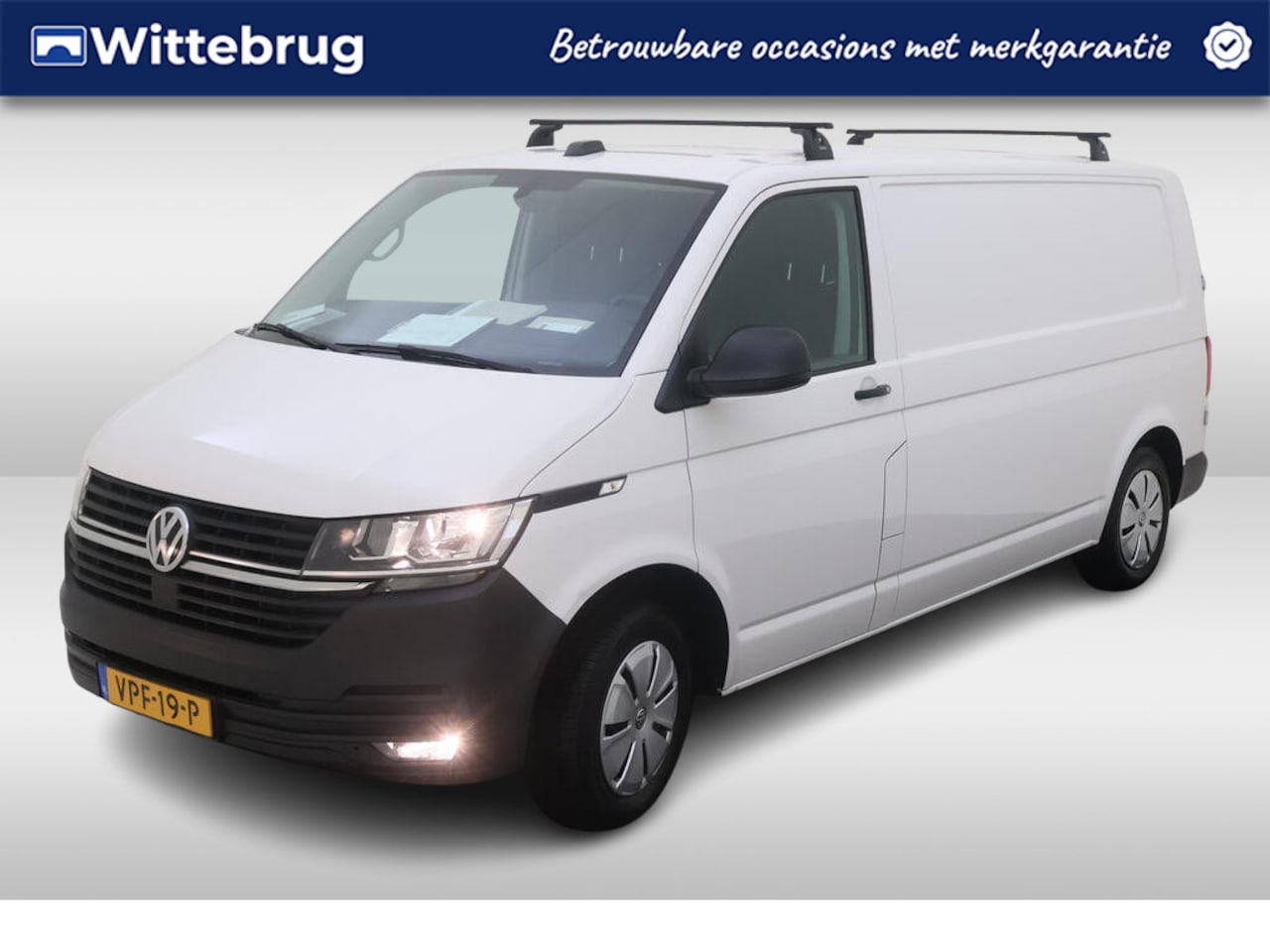 Volkswagen Transporter - 2.0 TDI L2H1 Comfortline Navigatie / Trekhaak / PDC / Cruise - AutoWereld.nl