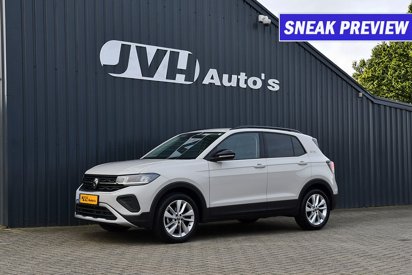 Volkswagen T-Cross - 1.0 TSi Life Sport 03-2025 | Virtual CP | 1/2Leder | LED | Adapt.CC | PrG | 17" - AutoWereld.nl
