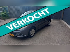 Peugeot 206 - 1.4 XS Elektrisch ramen Radio cd speler. Zeer mooie auto met lage kmst