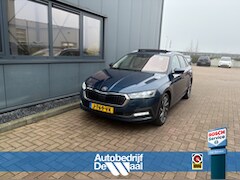 Skoda Octavia Combi - 1.5 TSi 150pk First Edition SCHUIFDAK/VIRTUAL/CARPLAY/TREKHAAK/18INCH/STOELVERWARMING