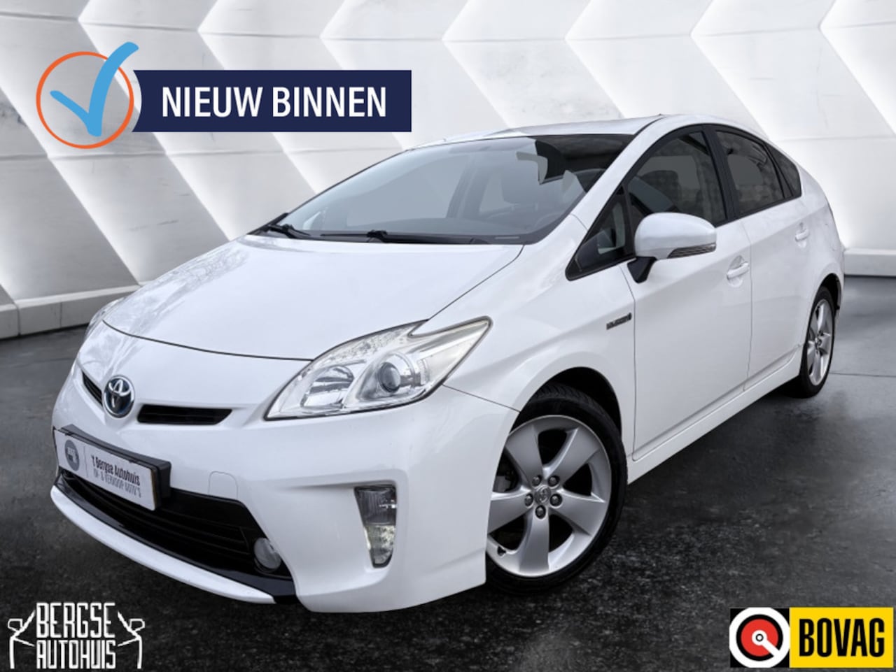 Toyota Prius - 1.8 Business Cruise Camera Head-up - AutoWereld.nl