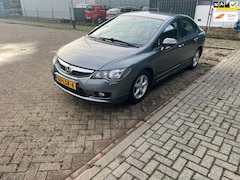 Honda Civic - 1.3 Hybrid Elegance Automaat 1e Eigenaar Cruise Airco Leder Bekleding Pdc Achter