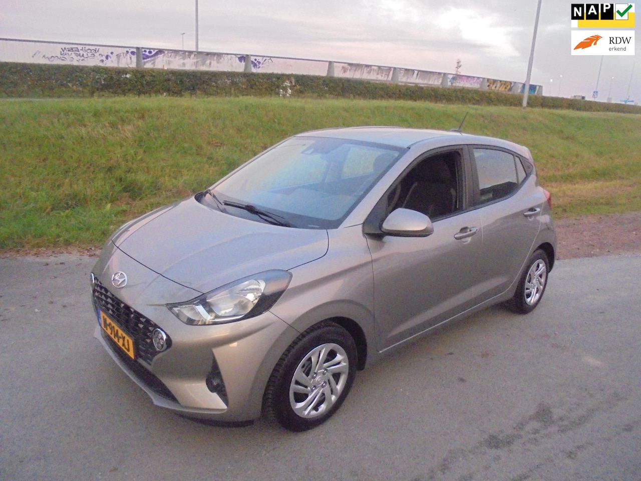 Hyundai i10 - Hyundai i10 1.0 Comfort airco 78.000km eerste eigenaar - AutoWereld.nl