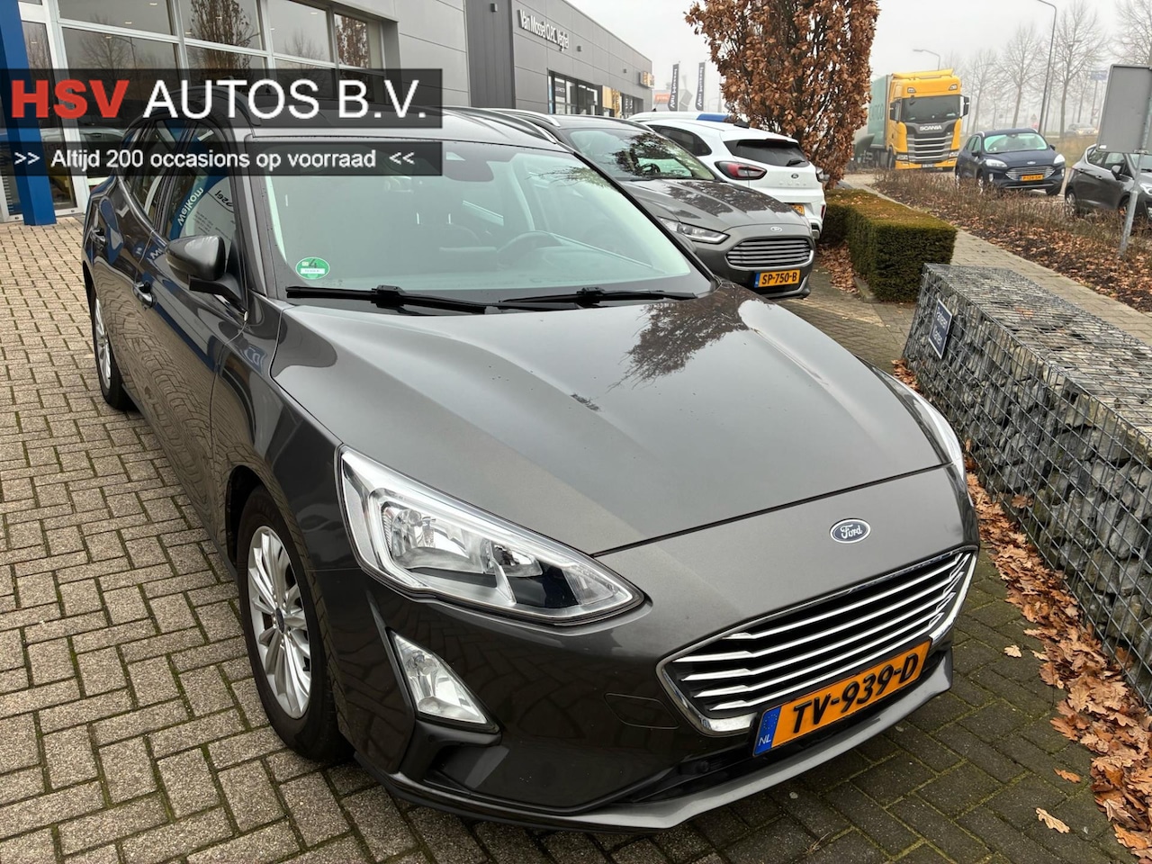 Ford Focus Wagon - 1.0 EcoBoost Titanium Business navi LM airco - AutoWereld.nl