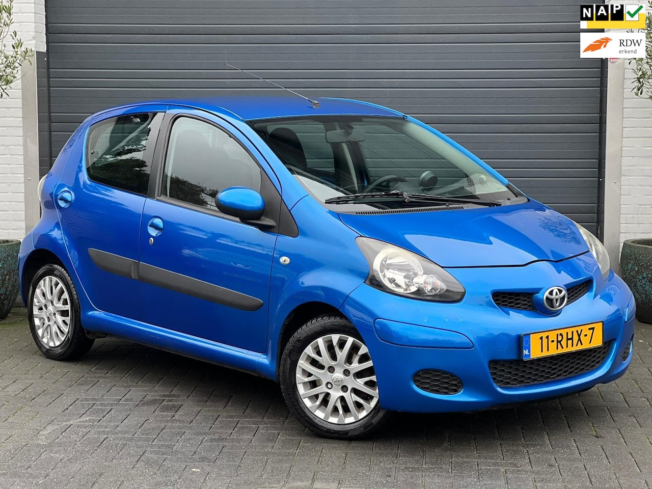 Toyota Aygo - 1.0-12V Comfort Navigator |2e Eigenaar| 5-Drs | Airco | Navi | Goed onderhouden | - AutoWereld.nl