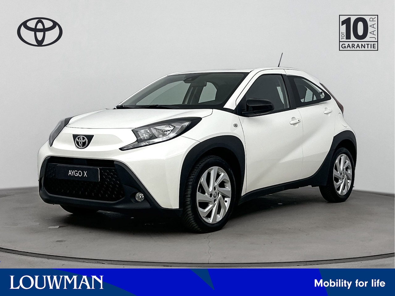 Toyota Aygo X - 1.0 VVT-i S-CVT Automaat First Plus | Climate Control | Keyless Entry | Stoelverwarming | - AutoWereld.nl
