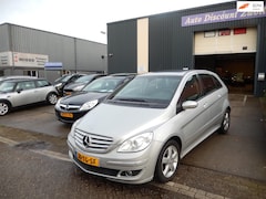 Mercedes-Benz B-klasse - -klasse 200 AUTOMAAT LEES DE ADVERTENTIE