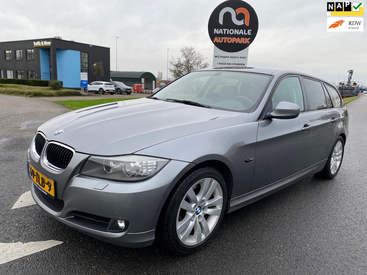 BMW 3-serie Touring - 2012 * 318i Corporate Lease * AUTOMAAT * - AutoWereld.nl