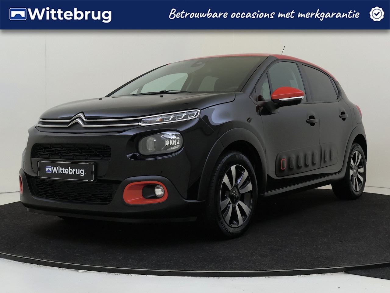 Citroën C3 - 1.2 PureTech 110PK Shine GEHEEL RIJKLAAR GEMAAKT !! INSTAPPEN EN WEGRIJDEN !! - AutoWereld.nl