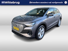 Audi Q4 e-tron - 35 Launch edition 55 kWh / Elect. achterklep / Smartphone Interface / Stoelverwarming / 19