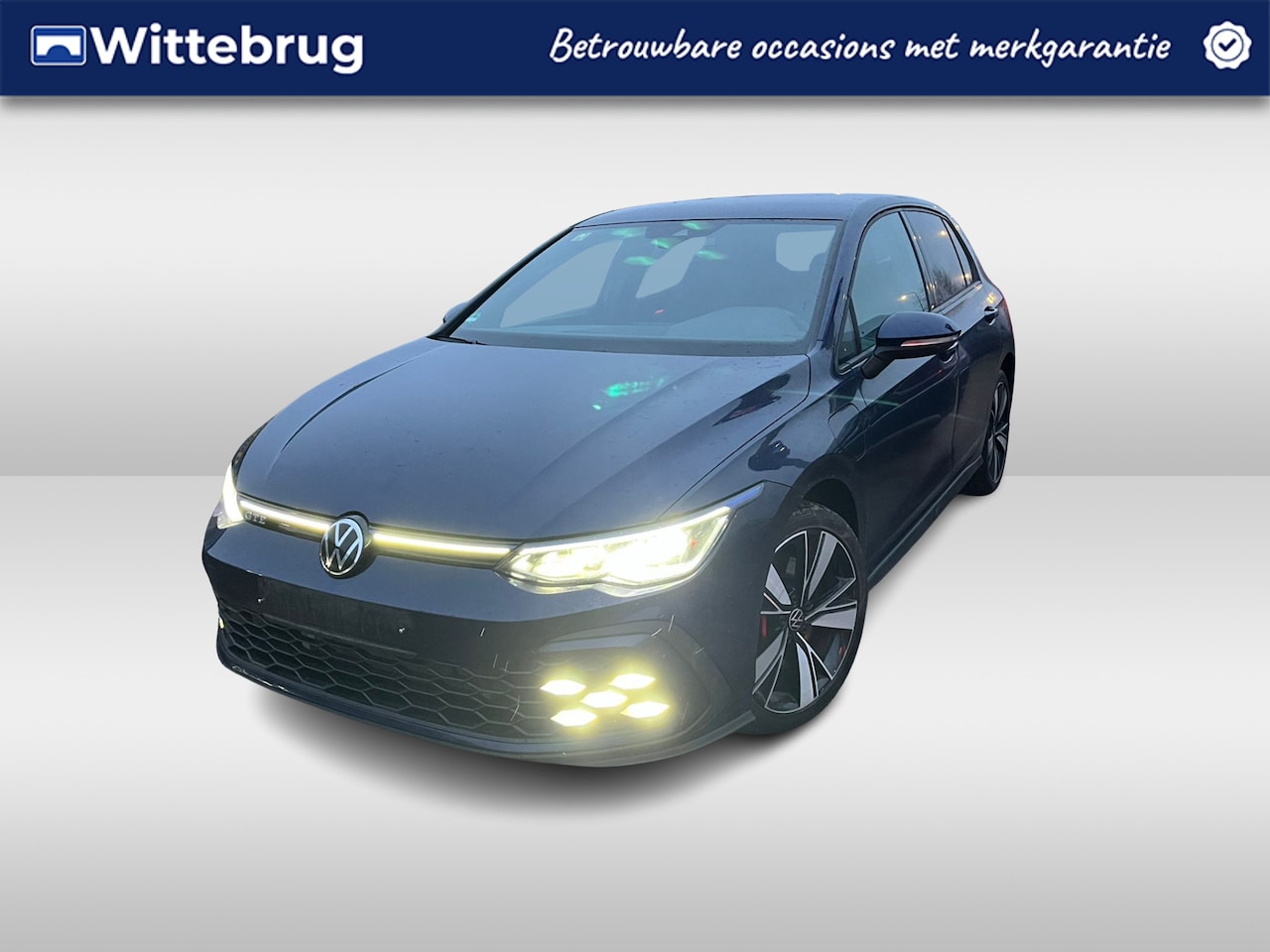Volkswagen Golf - 1.4 eHybrid 245pk GTE DSG Automaat / Navigatie / LM 18 inch / IQ LED Matrix / Keyless / Pa - AutoWereld.nl