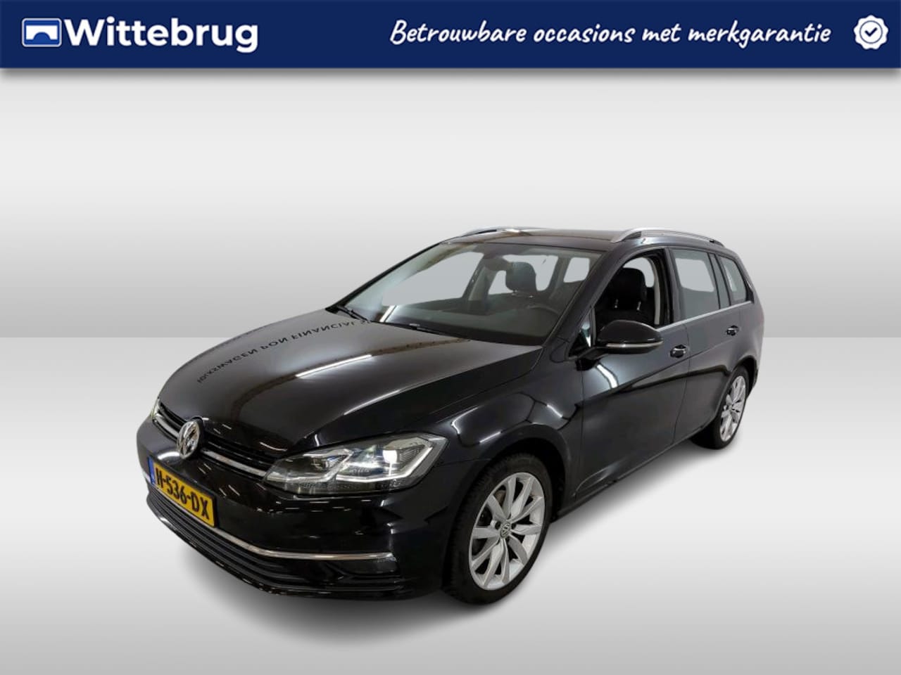 Volkswagen Golf Variant - 1.0 TSI 115pk Highline / Navigatie / APP Connect / LM 17 inch / Parkeersensoren / LED / Di - AutoWereld.nl