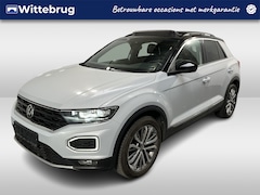 Volkswagen T-Roc - 1.5 TSI Sport / AUTOMAAT/ PANO/ PARK. SENSOREN + CAMERA/ RIJ-MODI/ LED/ ADAPT. CRUISE/ 18"