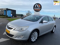 Opel Astra - 2010 * 1.6 Cosmo * AUTOMAAT * KM NAP * APK 5-2026