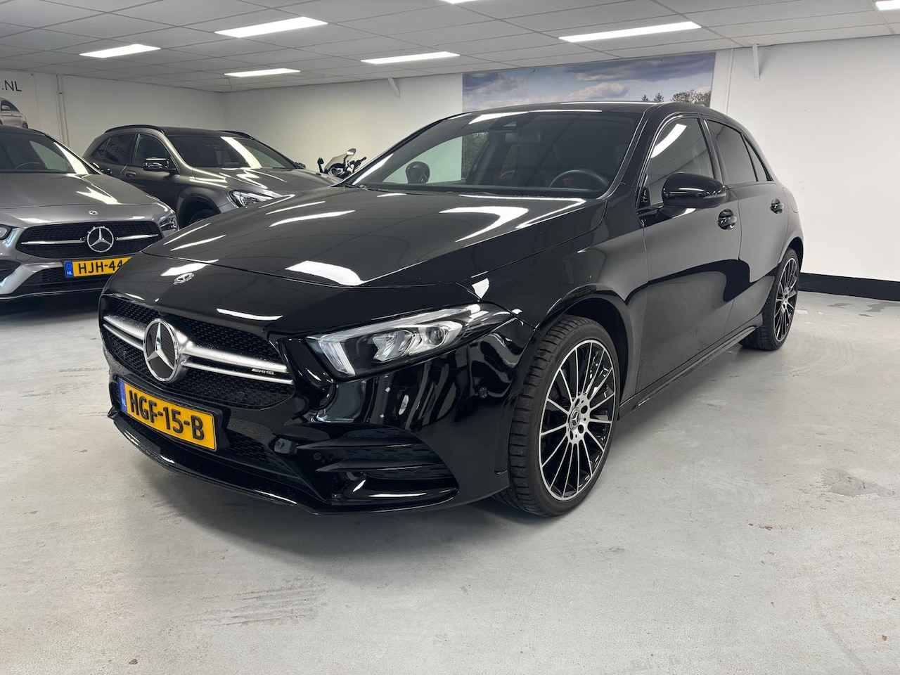 Mercedes-Benz A-klasse - 250 e AMG 35 Pakket Night Led Widescreen 19" Camera - AutoWereld.nl