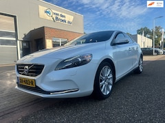 Volvo V40 - 1.6 T2 Summum