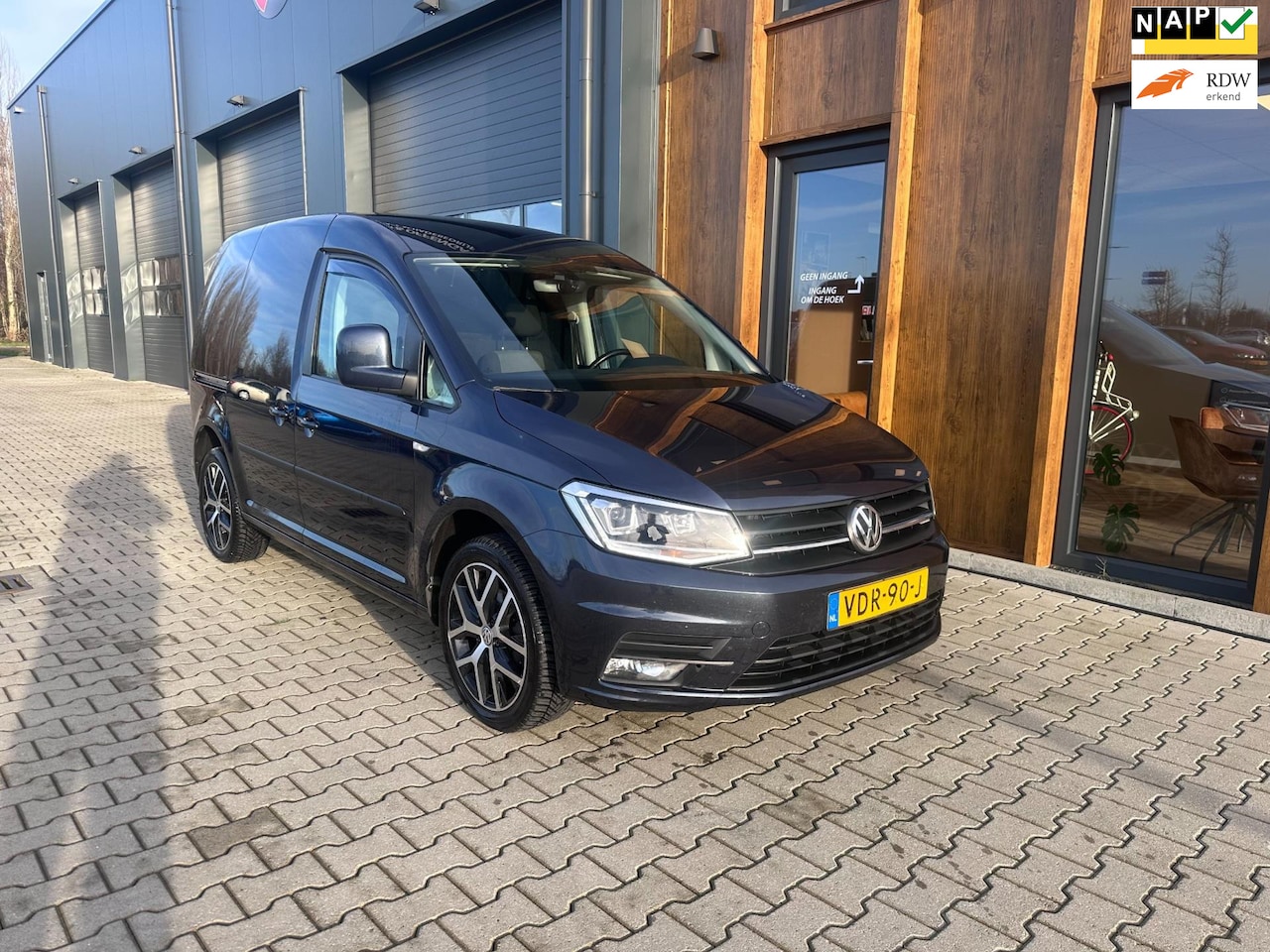 Volkswagen Caddy - 2.0 TDI ACC l Exclusive Edition - AutoWereld.nl