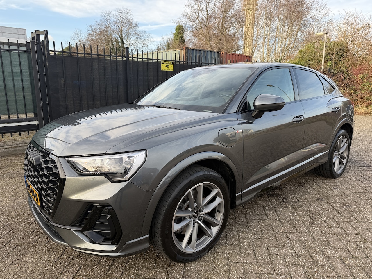 Audi Q3 Sportback - 45 TFSI e S Edition Leer/Alcantara/Stoelverw/Clima/Navi - AutoWereld.nl