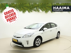 Toyota Prius - 1.8 Plug-in Aspiration 136pk | Camera | Navigatie | Stoelverwarming | Lichtmetalen Velgen