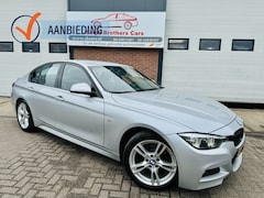 BMW 3-serie - 318i/EXE M-SPORT CARPLAY GARANTIE INRUIL MOG