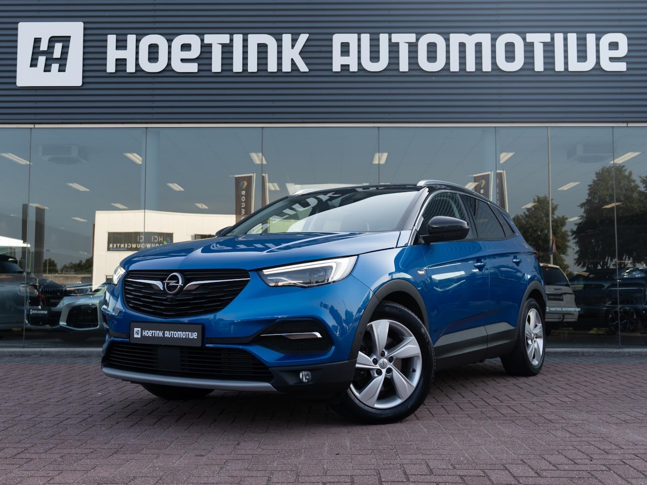 Opel Grandland X - 1.6 Turbo Hybrid4 Business Executive | Denon | Ambiente | Stoelventilatie - AutoWereld.nl