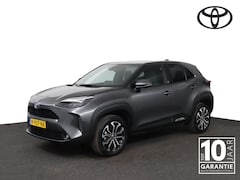 Toyota Yaris Cross - 1.5 Hybrid Dynamic | Trekhaak | Parkeer sensoren | Navigatie |