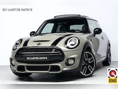 MINI Cooper S - 2.0 John Cooper Works Automaat 192 PK | Pano-dak | CarPlay | Stoelverwarming | Camera | Cr