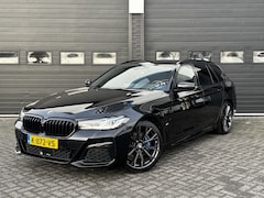 BMW 5-serie Touring - 530e xDrive High Executive M Sport | Massage | H&K | 20'' | 360 Camera | € 25.900, - incl.