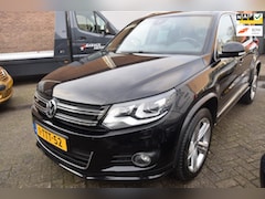 Volkswagen Tiguan - 1.4 TSI R-Line Edition panodak, automaat, r-line