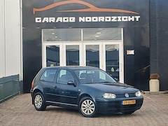 Volkswagen Golf - 1.4-16V Trendline