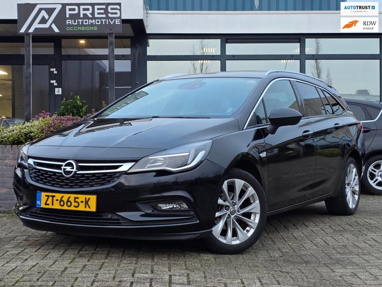 Opel Astra Sports Tourer - 1.4 Turbo Innovation | VEEL OPTIES - AutoWereld.nl