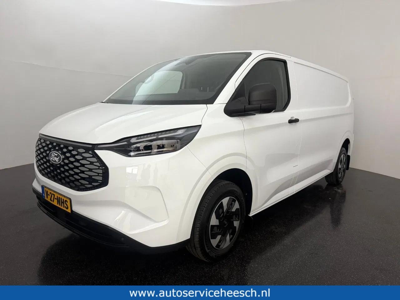 Ford Transit Custom - E-Transit 340 L2H1 65kWh l AIRCO l CARPLAY l CAMERA l CRUISE CONTROL - AutoWereld.nl