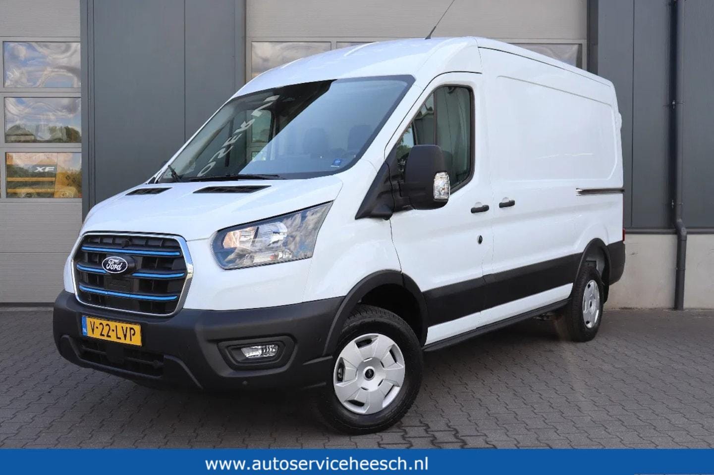 Ford E-Transit - 68KWH L2H2 l 2x SCHUIFDEUR l NAVI l 360 CAMERA l ACC l CLIMATE CONTROL - AutoWereld.nl