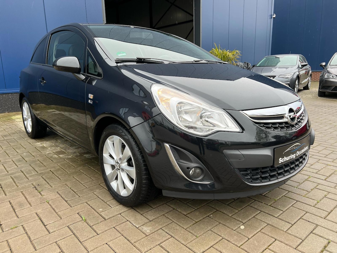 Opel Corsa - 1.4-16V Cosmo / LEDER / STOEL-STUUR VERWARMING / AIRCO / CRUISE / LM VELGEN - AutoWereld.nl
