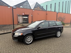 Volvo V50 - 1.8 Edition II Leder-Navi-Opendak-Nieuwe apk