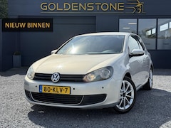 Volkswagen Golf - 1.4 TSI Trendline Automaat, Navi, Trekhaak, Airco, Cruise, Pdc V+A, Lm velgen, 123pk, Apk