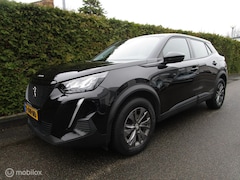 Peugeot 2008 - 1.2 130 PK Allure - Navigatie - Trekhaak