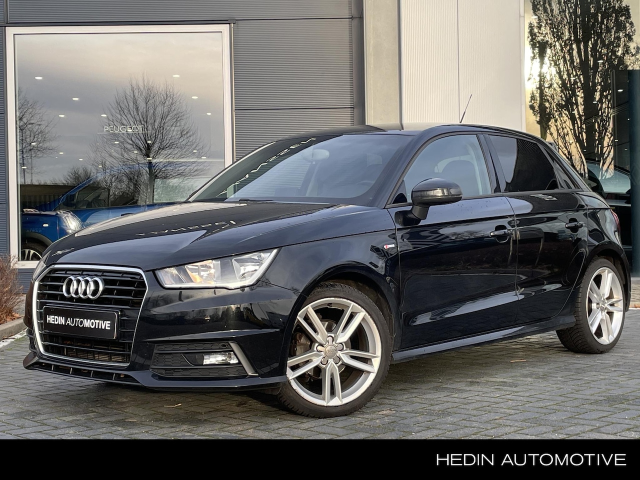 Audi A1 Sportback - 1.0 TFSI Adrenalin | S-Line Ext | Airco | Navigatie | LM Velgen - AutoWereld.nl